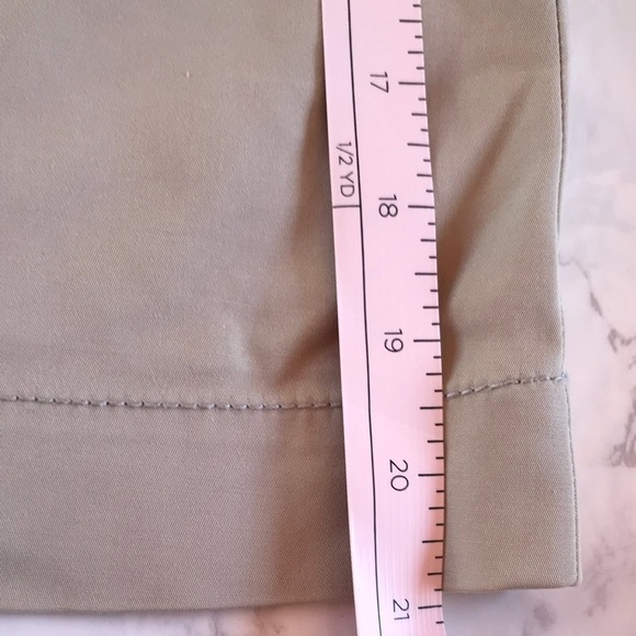 Banana Republic stretch khaki tan skirt 10 - Picture 8 of 10